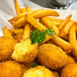 Mac & Cheese Balls & Fries